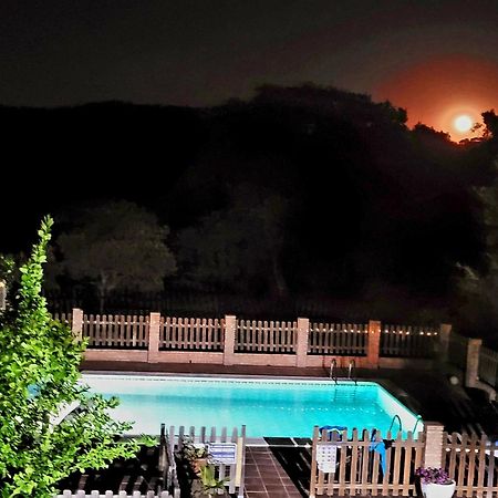 Casa Rural Balcon Del Camino Viejo Валенсія-де-Алькантара Екстер'єр фото